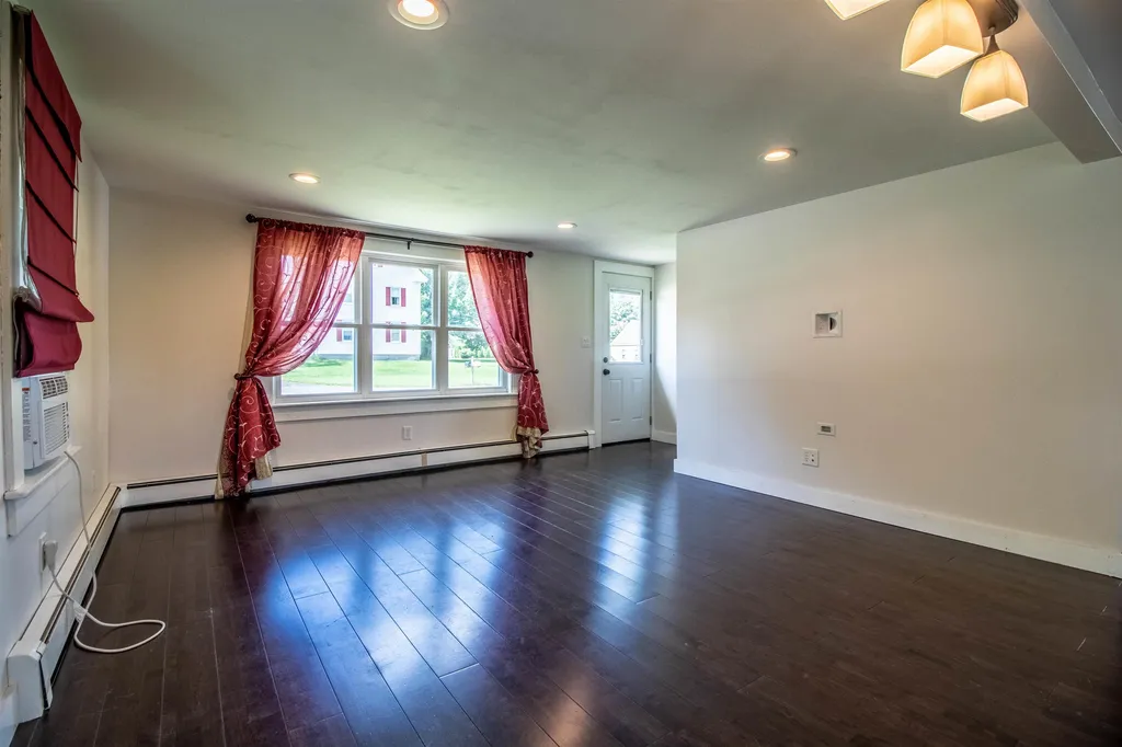 564 Salmon Falls Road Rochester NH 03868