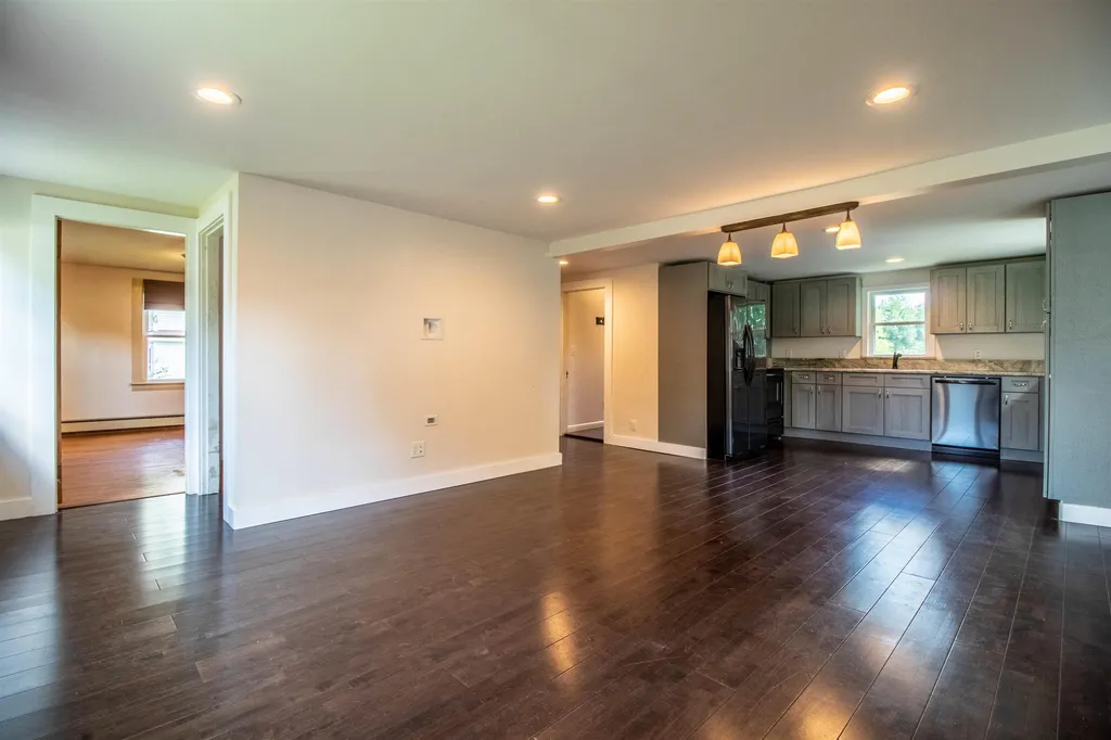 564 Salmon Falls Road Rochester NH 03868