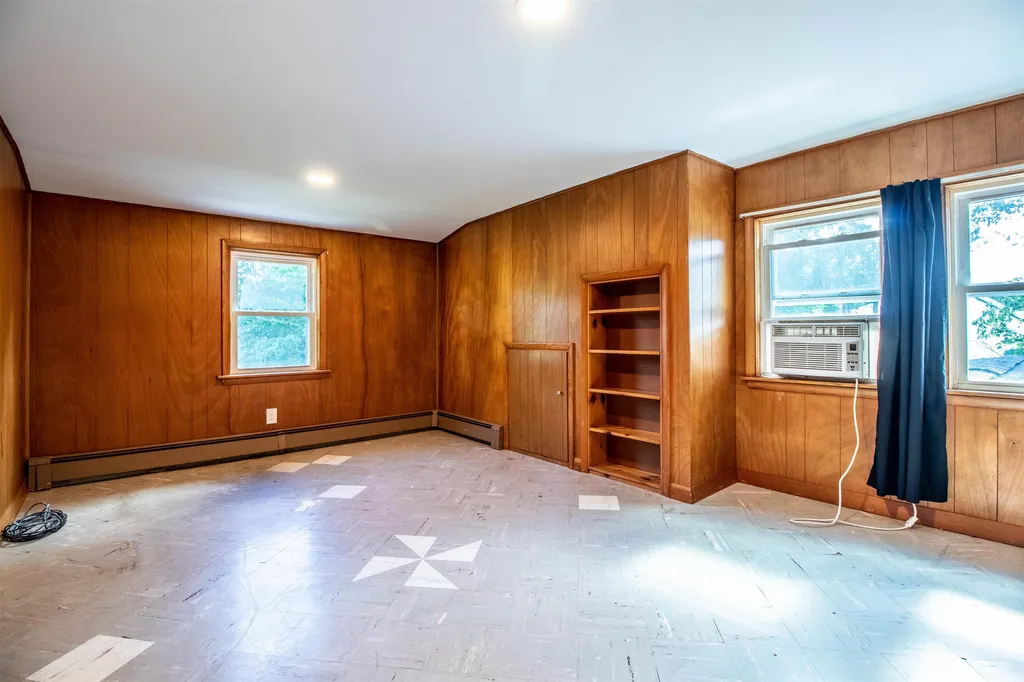 564 Salmon Falls Road Rochester NH 03868