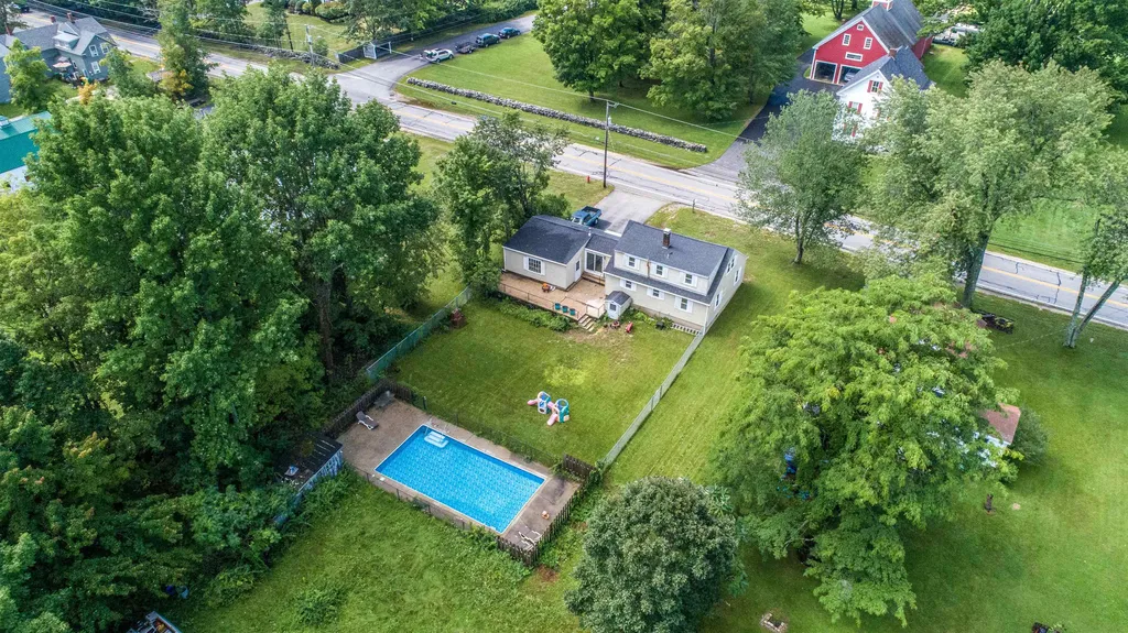564 Salmon Falls Road Rochester NH 03868