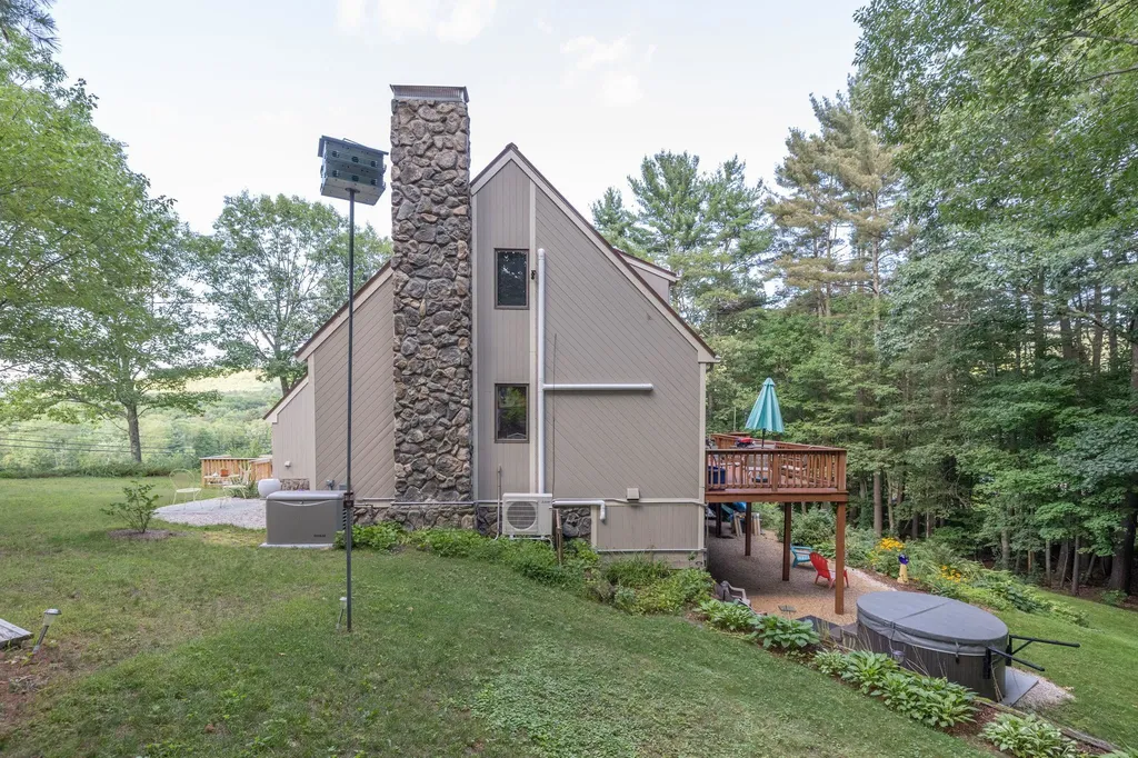 247 Hoyt Road Gilford NH 03249
