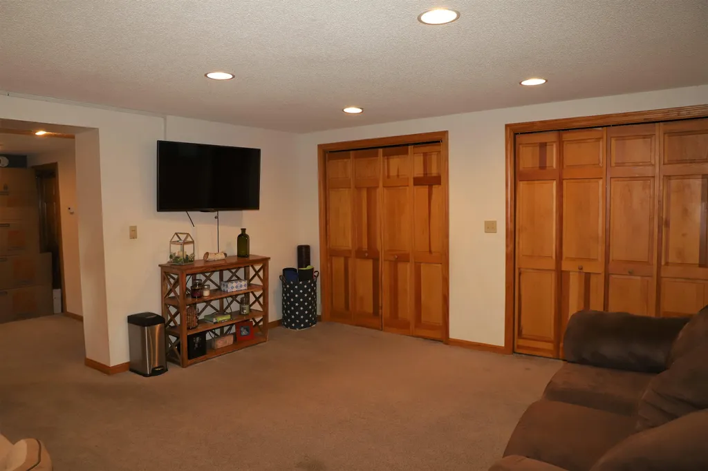 18 Morgan Lane Keene NH 03431