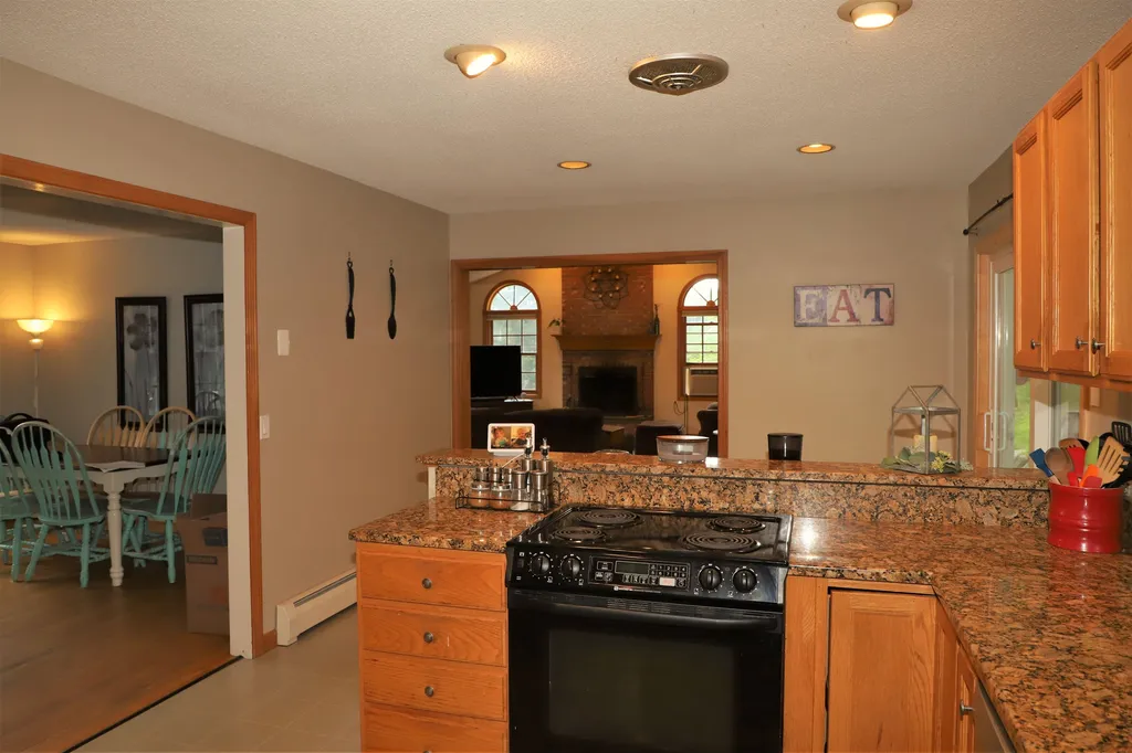 18 Morgan Lane Keene NH 03431