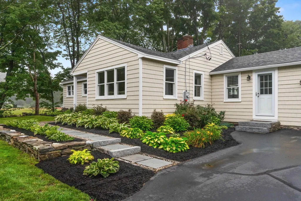 236 Mill Road Hampton NH 03842