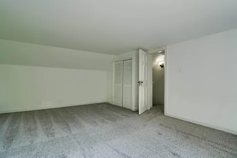 4 Golden Brook Road Windham NH 03087