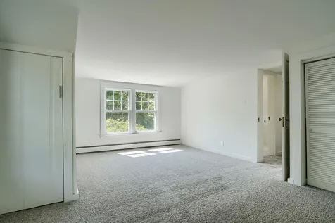 4 Golden Brook Road Windham NH 03087