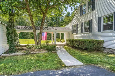 4 Golden Brook Road Windham NH 03087