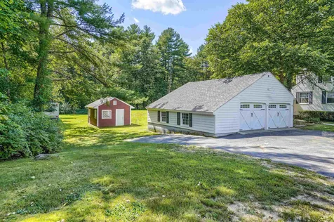 4 Golden Brook Road Windham NH 03087