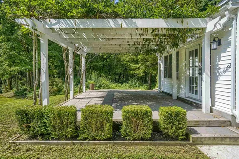 4 Golden Brook Road Windham NH 03087