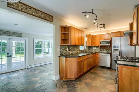4 Golden Brook Road Windham NH 03087