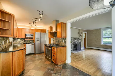4 Golden Brook Road Windham NH 03087