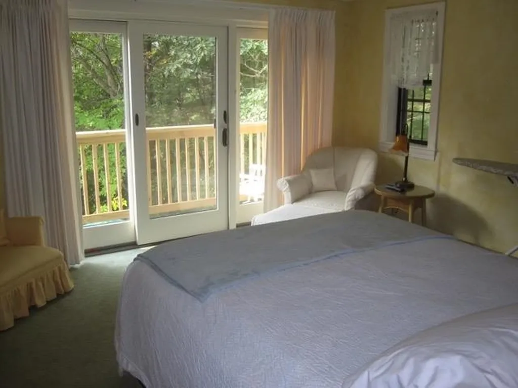 291 Sugar Hill Lane Hartford VT 05059
