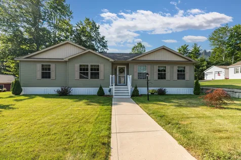 11 Blair Drive Rochester NH 03868