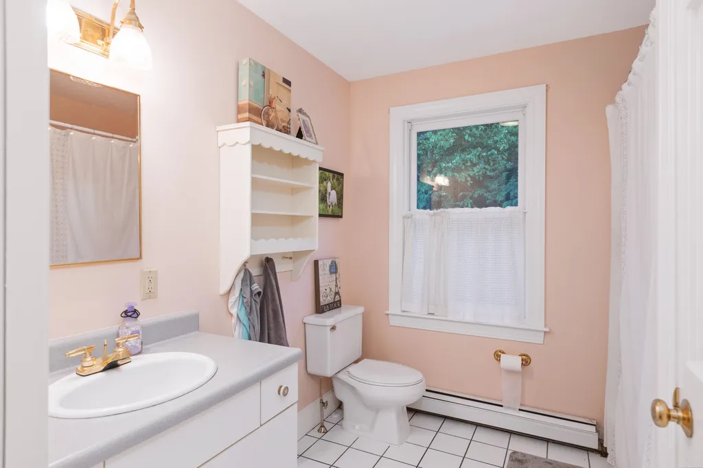 64 Greenwood Road Dublin NH 03444