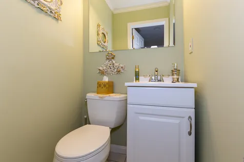 MLS: 4879988 MLS: 4879988