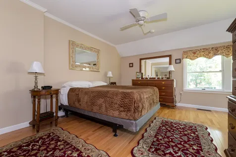 MLS: 4879988 MLS: 4879988