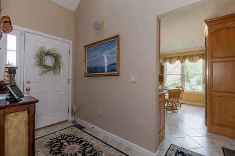MLS: 4879988 MLS: 4879988