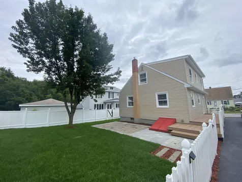 240 Laval Street Manchester NH 03102