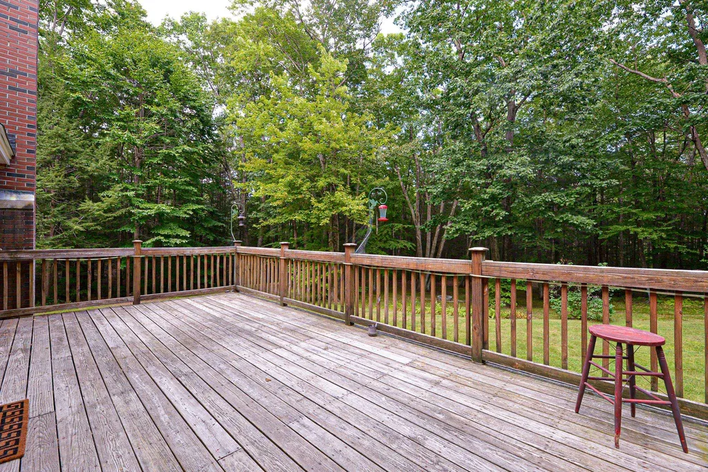 43 Wild Pasture Road Kensington NH 03833