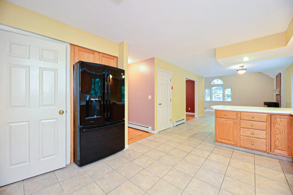 43 Wild Pasture Road Kensington NH 03833