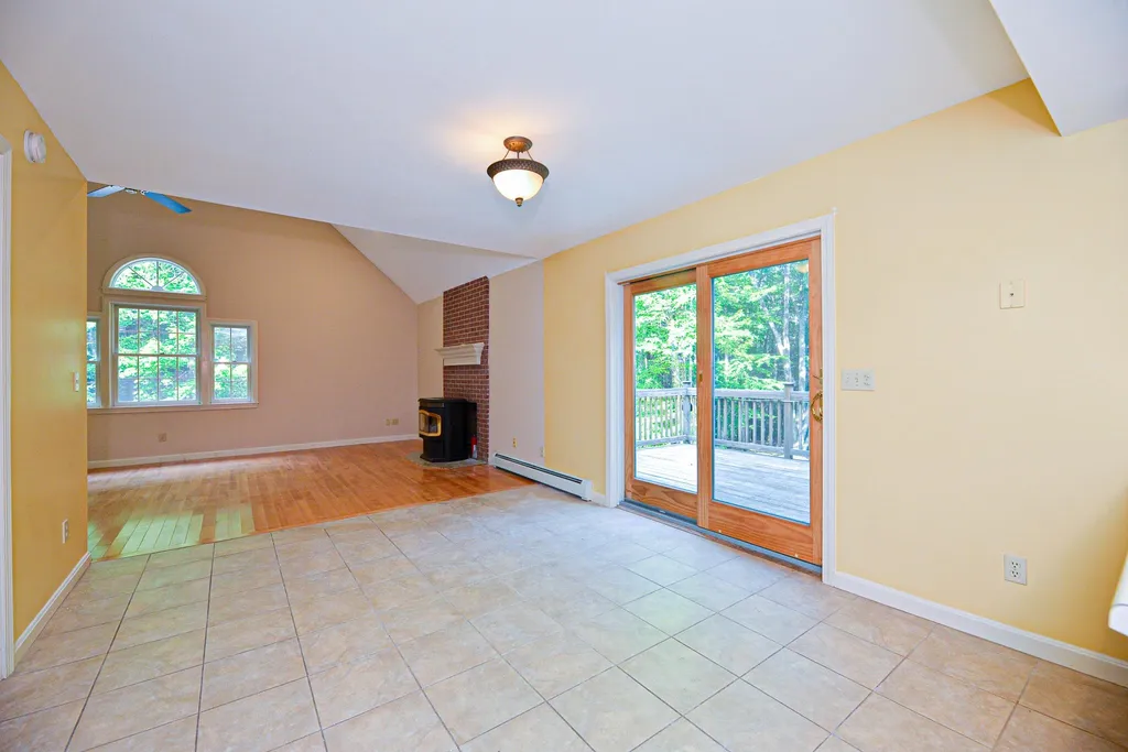 43 Wild Pasture Road Kensington NH 03833