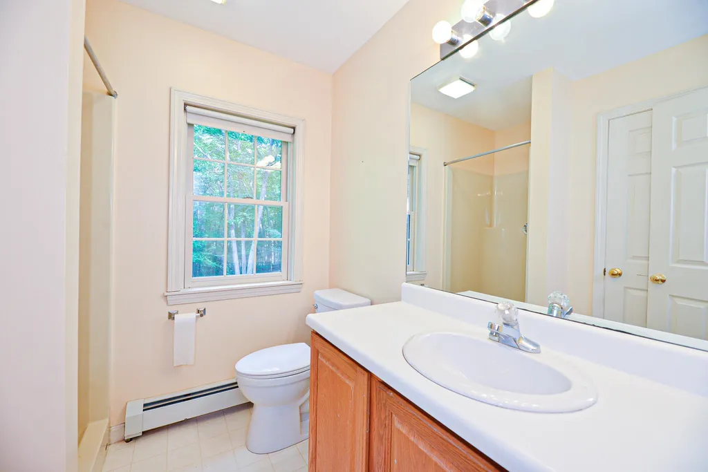 43 Wild Pasture Road Kensington NH 03833