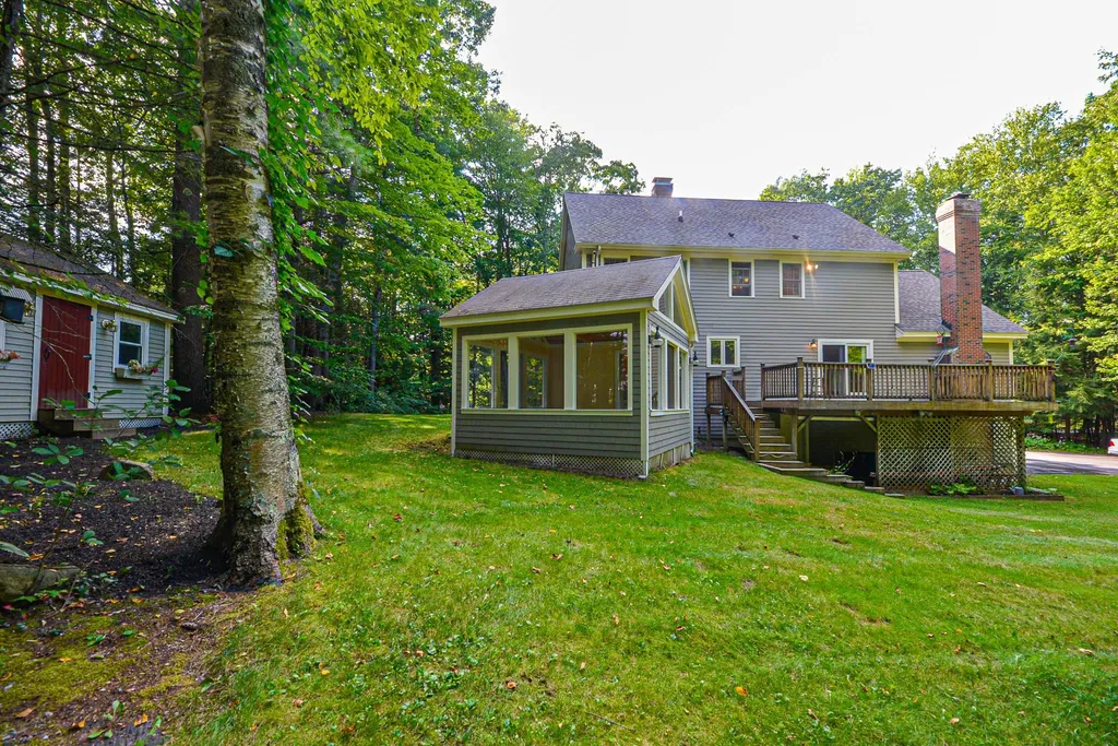 43 Wild Pasture Road Kensington NH 03833