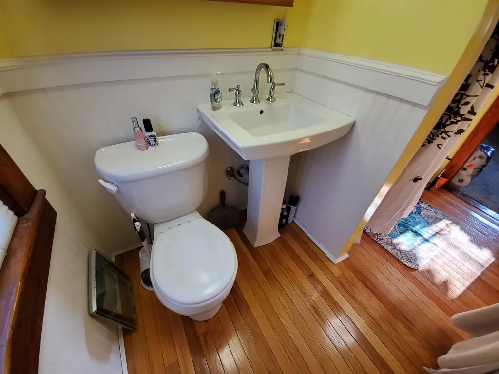 94 Lake Street Nashua NH 03060