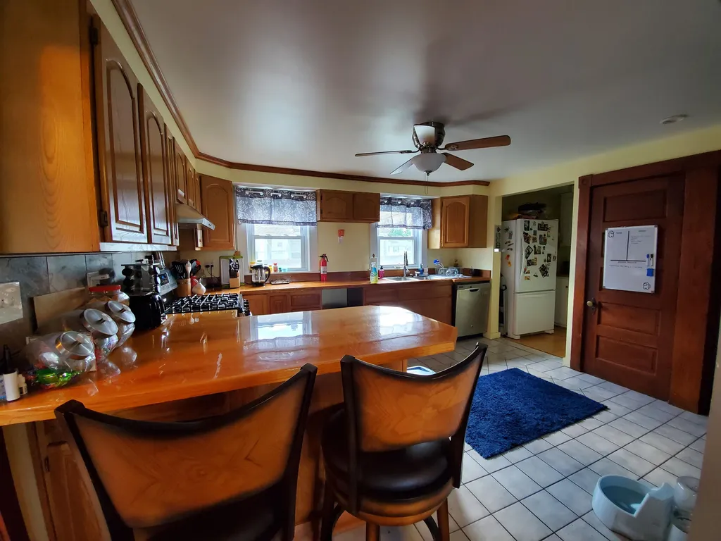 94 Lake Street Nashua NH 03060