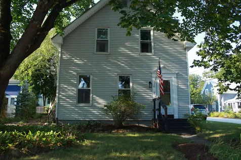 17 Mill Street Goffstown NH 03045