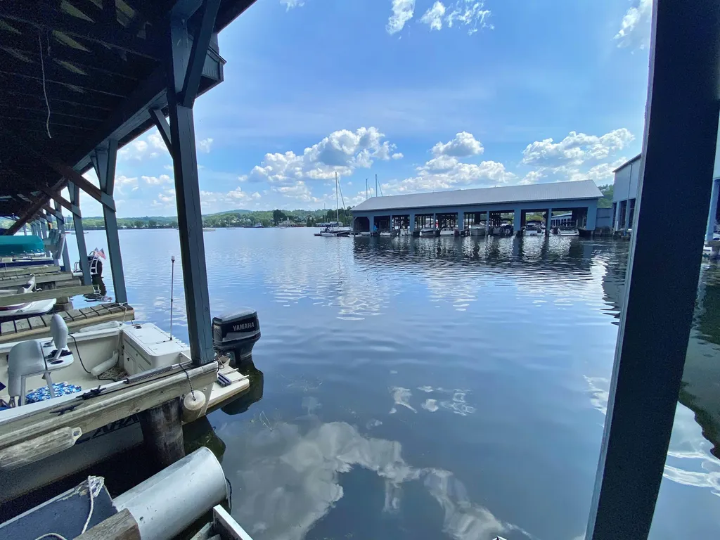 197 Farrants Point Newport City VT 05855