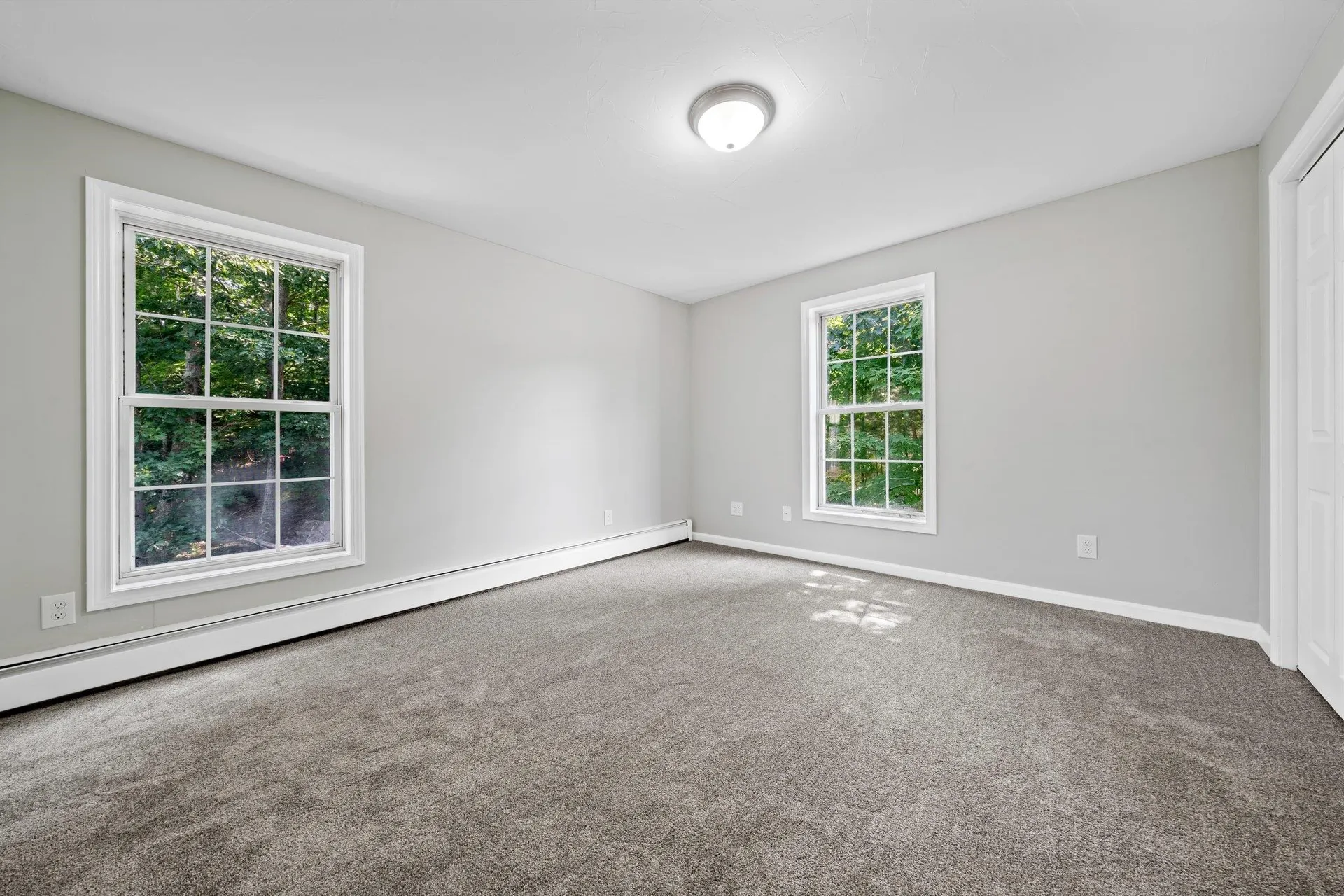 15 Lamprey Village Drive Epping NH 03042