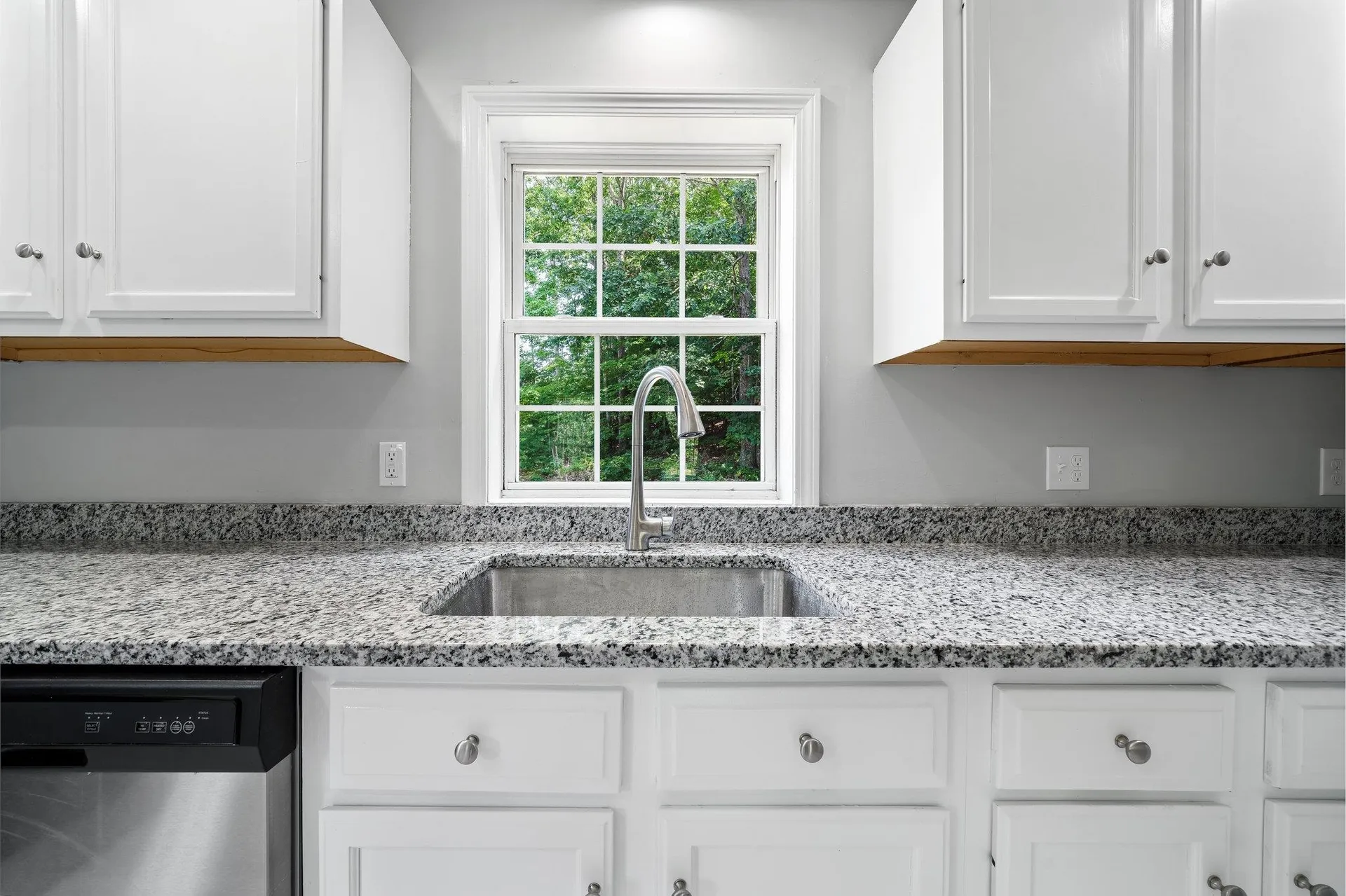 15 Lamprey Village Drive Epping NH 03042