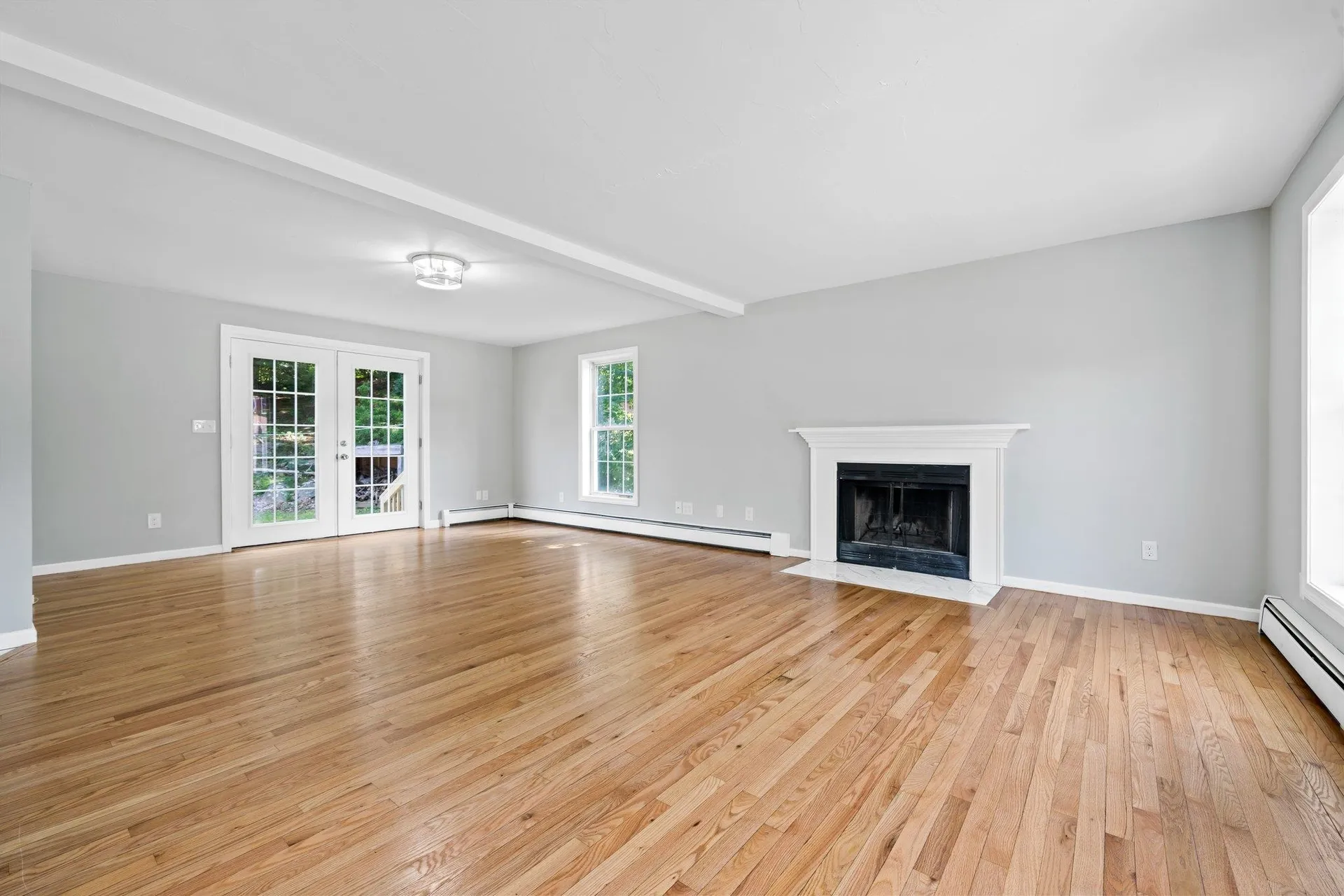 15 Lamprey Village Drive Epping NH 03042