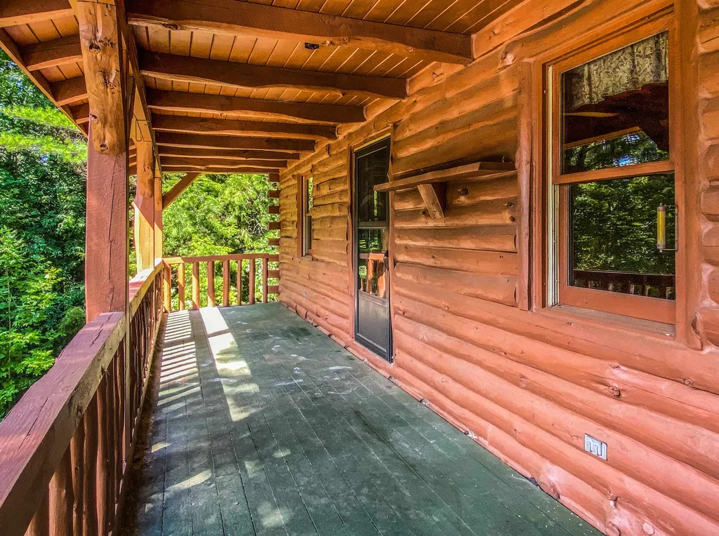 29 Cindys Way Enfield NH 03748