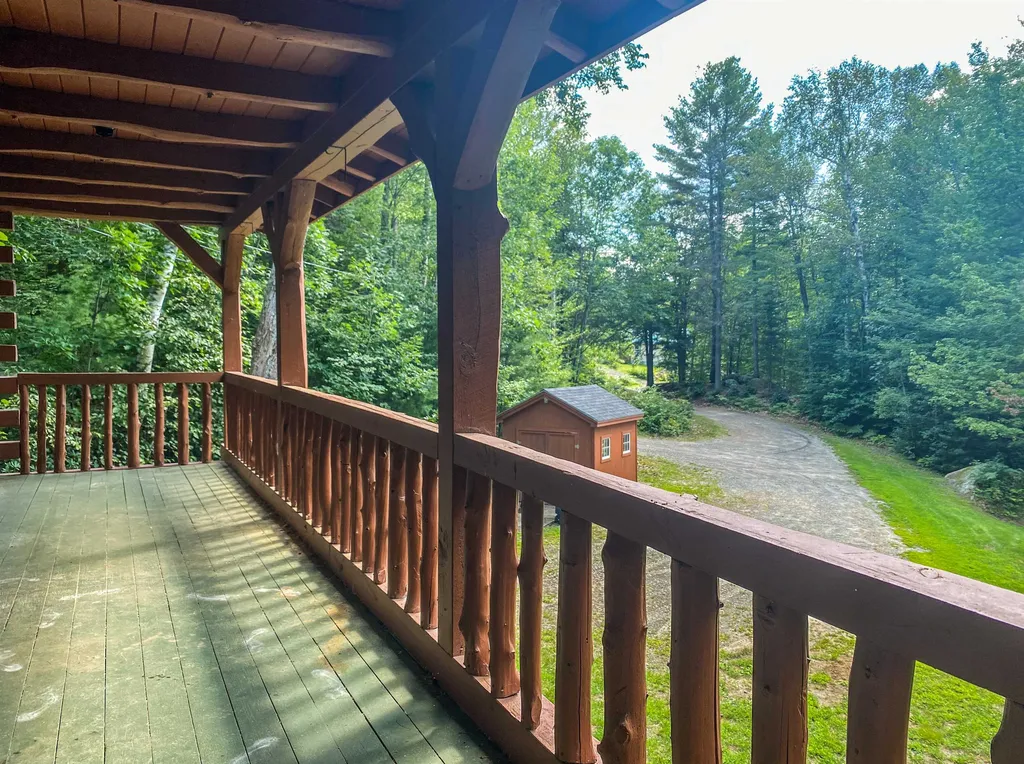 29 Cindys Way Enfield NH 03748