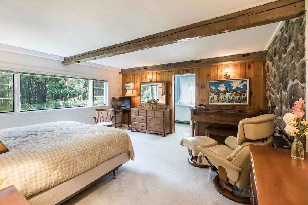 40 Sanborn Road Stowe VT 05672