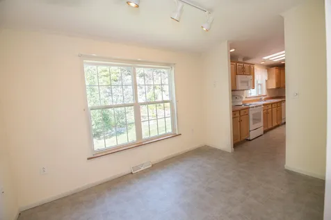 74 Freedom Hill Road Hampstead NH 03841