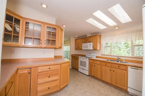 74 Freedom Hill Road Hampstead NH 03841