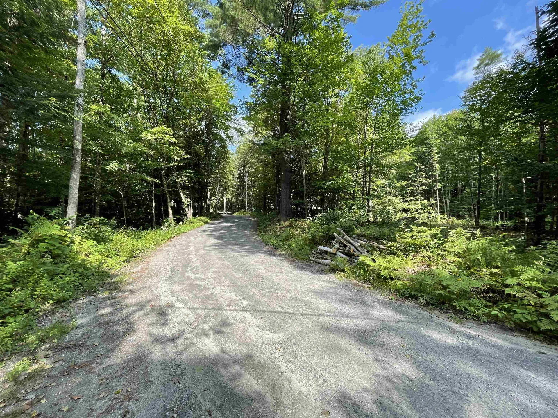 Grand Hollow Road Warren VT 05674