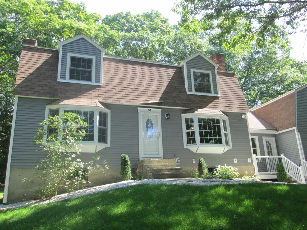 57 Great Oak Drive Chester NH 03036