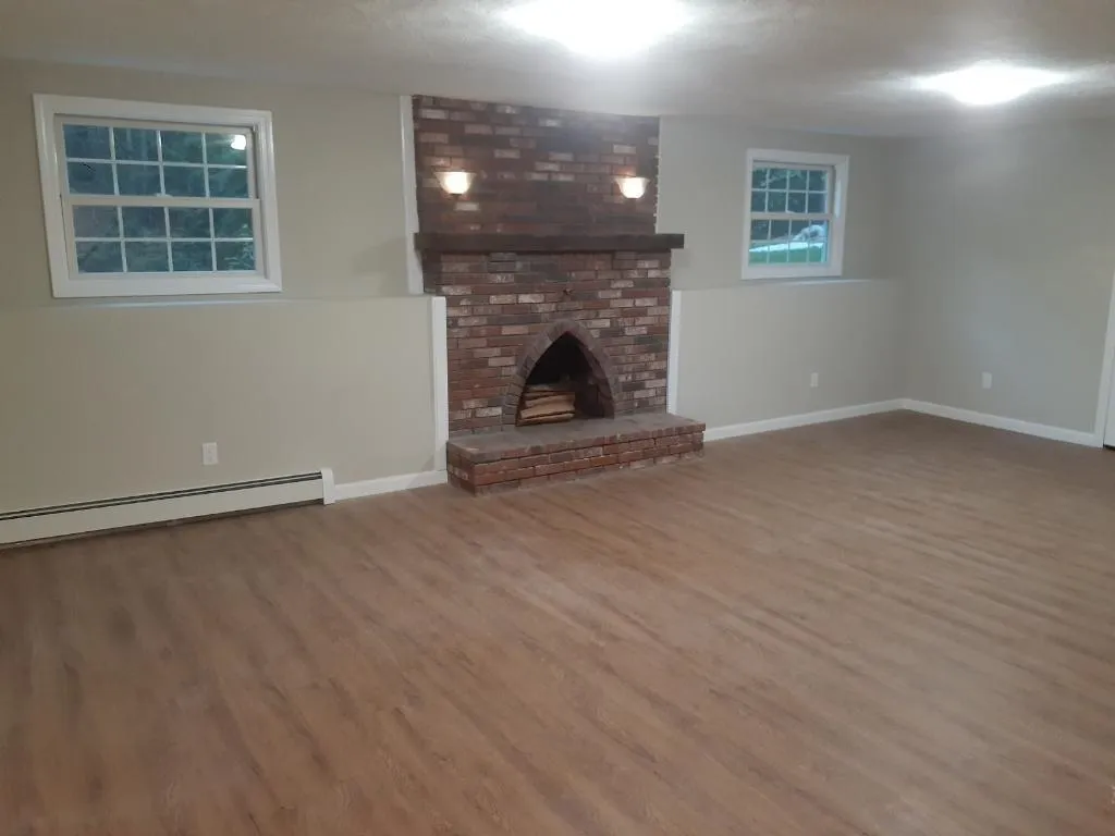 57 Great Oak Drive Chester NH 03036