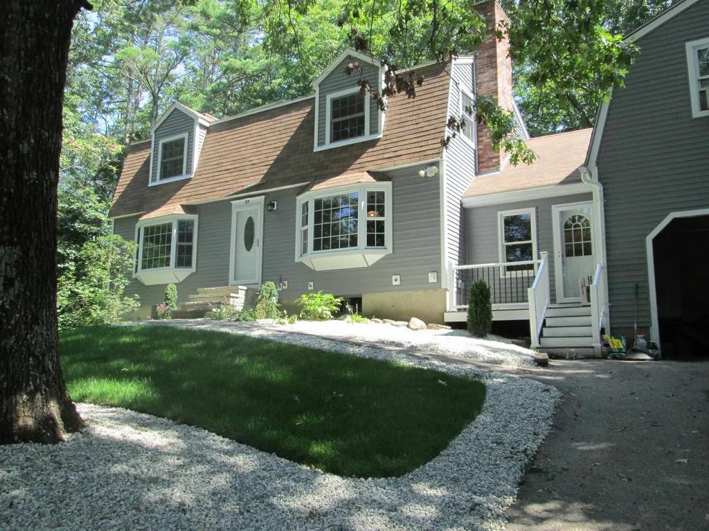57 Great Oak Drive Chester NH 03036