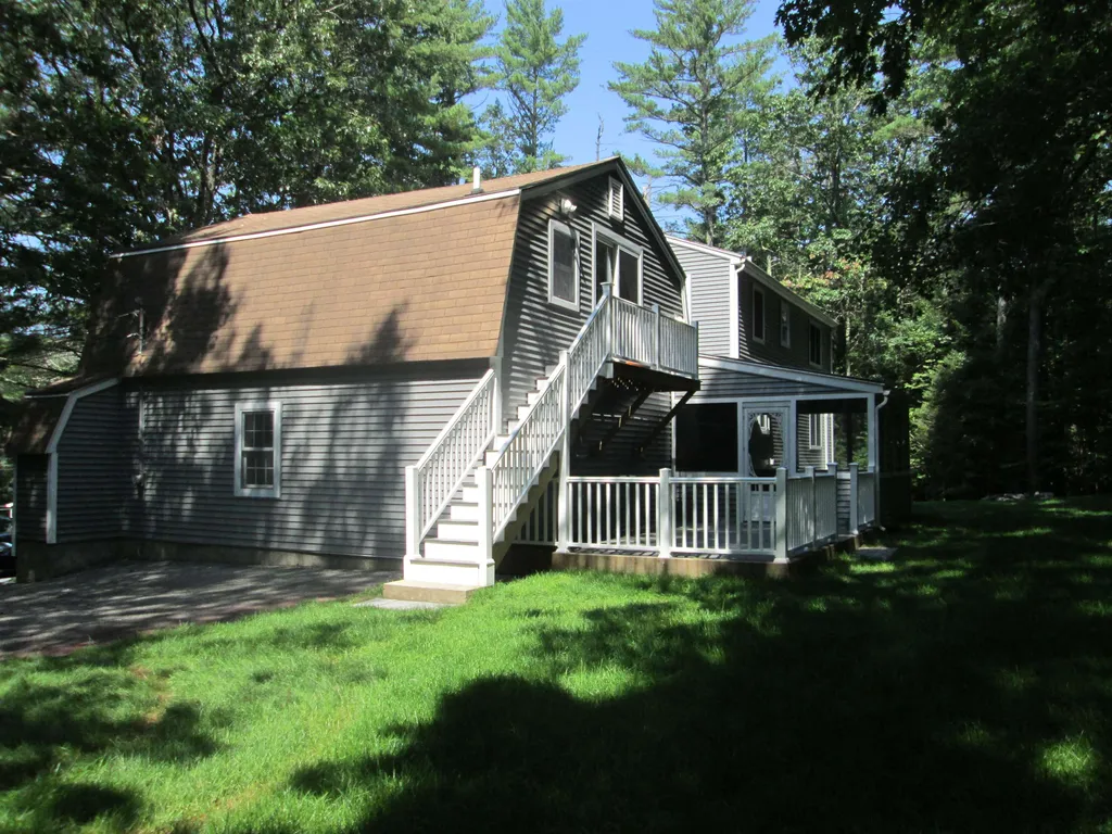 57 Great Oak Drive Chester NH 03036