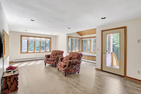 46 Fremont Road Chester NH 03036