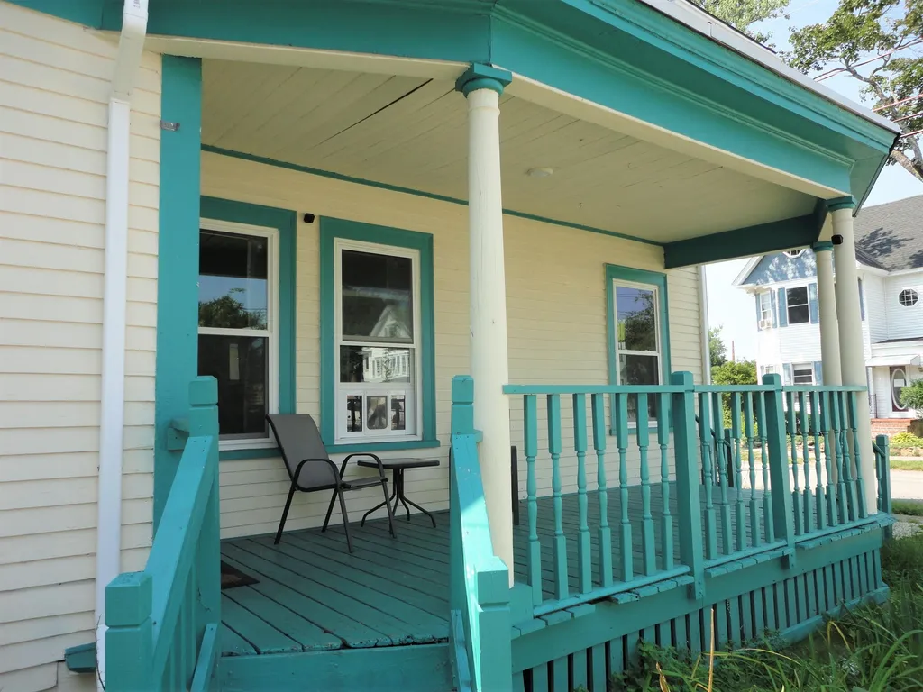 46 Chestnut Street Rochester NH 03867