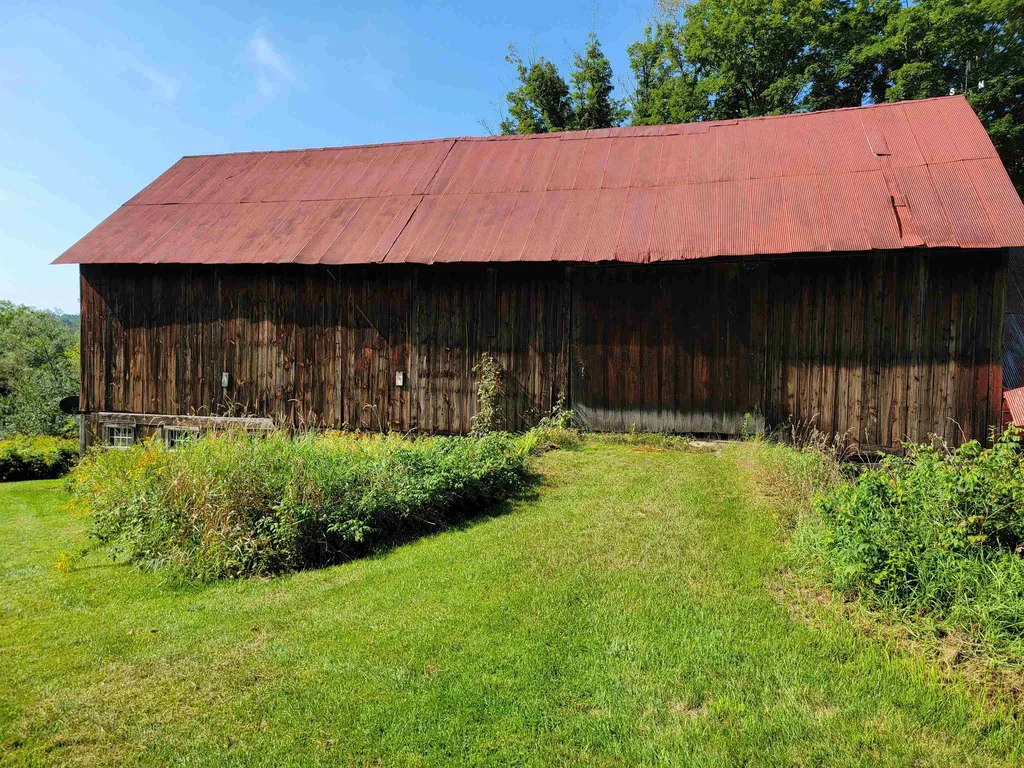 55 Davidson Road Bradford VT 05033