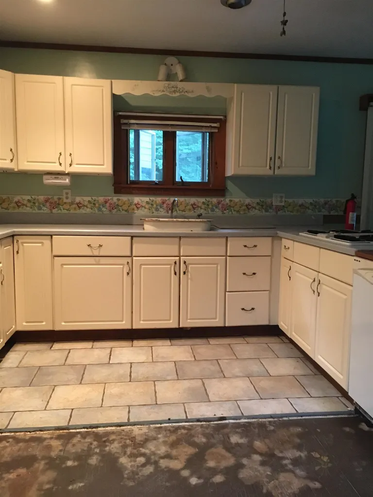 46 Brookside Lane Danbury NH 03230