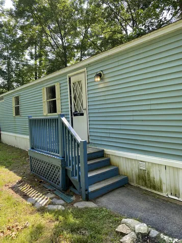39 Sycamore Boulevard Farmington NH 03835