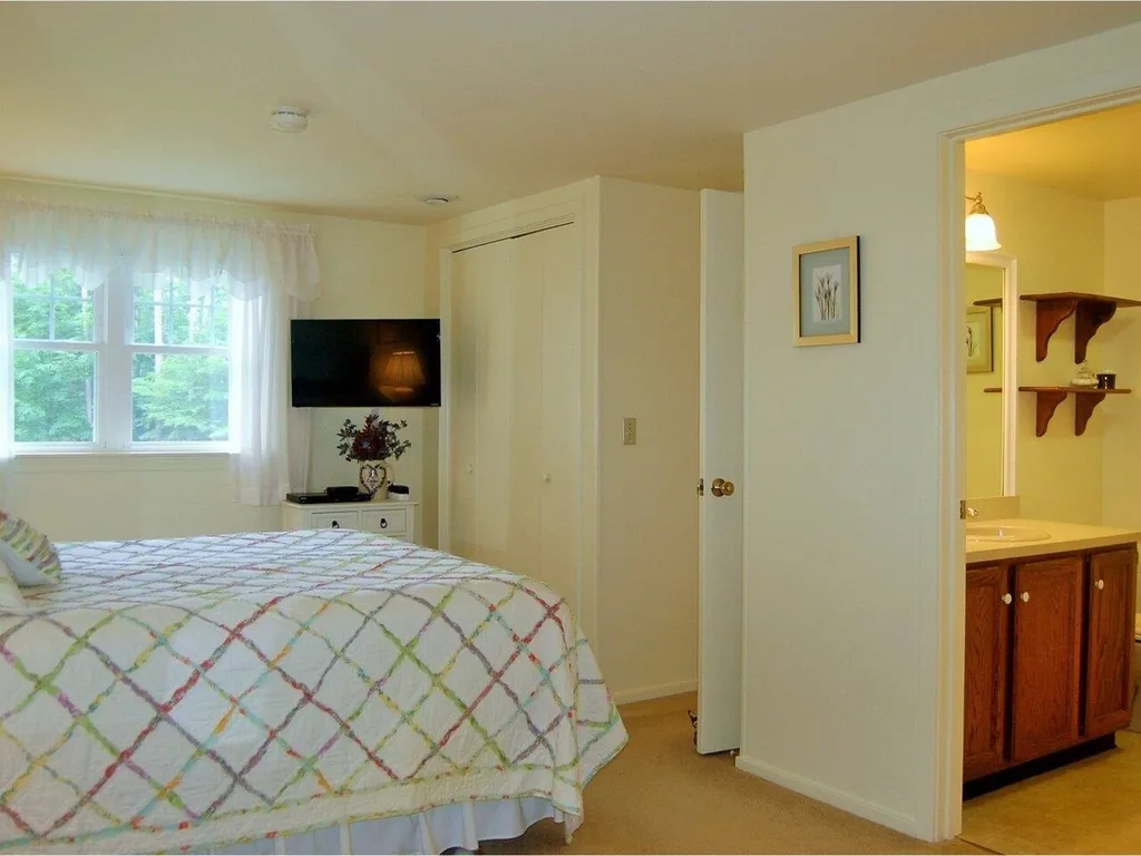 30 Starbird Road Jericho VT 05465